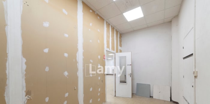 Image 7 sur 7 - Local  ·  Vente · Besancon (25000) · 139m²