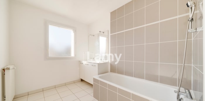 Image 5 sur 12 - Maison/villa  ·  Vente · Tomblaine (54510) · 4 pièces · 81m²