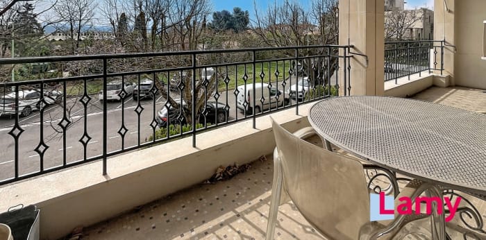 Image 7 sur 12 - Appartement  ·  Vente · Aix En Provence (13100) · 5 pièces · 138m²