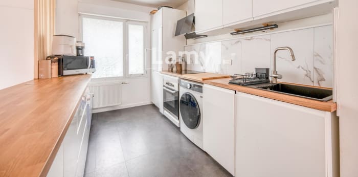 Image 2 sur 10 - Appartement  ·  Vente · Bordeaux (33300) · 3 pièces · 68m²