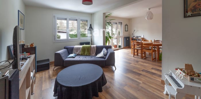 Image 3 sur 11 - Appartement  ·  Vente · Besancon (25000) · 5 pièces · 96m²