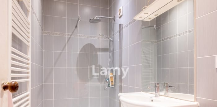 Image 4 sur 15 - Appartement  ·  Vente · Bordeaux (33000) · 5 pièces · 99m²