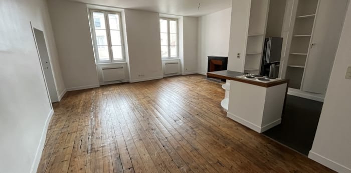 Image 1 sur 6 - Appartement  ·  Vente · Issoire (63500) · 4 pièces · 90m²
