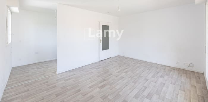 Image 5 sur 8 - Appartement  ·  Vente · Bayonne (64100) · 1 pièce · 29m²