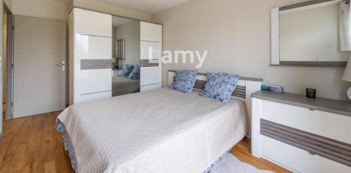 Image 4 sur 9 - Appartement  ·  Vente · Antony (92160) · 5 pièces · 107m²