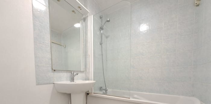 Image 8 sur 9 - Appartement  ·  Vente · Bayonne (64100) · 4 pièces · 75m²