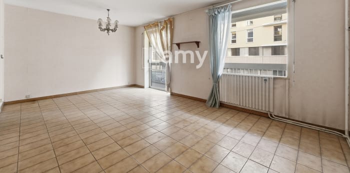 Image 1 sur 6 - Appartement  ·  Vente · Nice (06200) · 3 pièces · 72m²