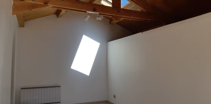 Image 12 sur 22 - Appartement  ·  Vente · Laragne Monteglin (05300) · 5 pièces · 49m²