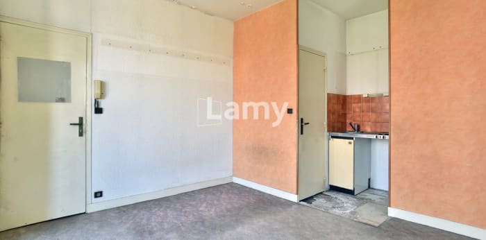 Image 3 sur 8 - Appartement  ·  Vente · Dinard (35800) · 1 pièce · 19m²