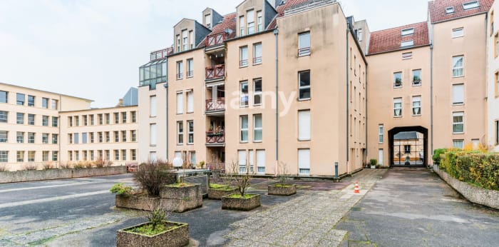 Image 2 sur 13 - Appartement  ·  Vente · Metz (57000) · 4 pièces · 90m²