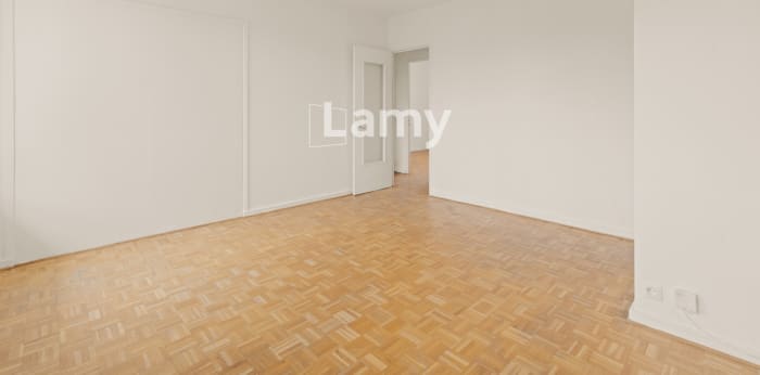 Image 8 sur 9 - Appartement  ·  Vente · St Genis Laval (69230) · 3 pièces · 55m²