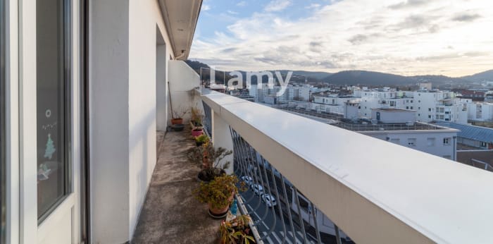 Image 3 sur 8 - Appartement  ·  Vente · Besancon (25000) · 4 pièces · 84m²
