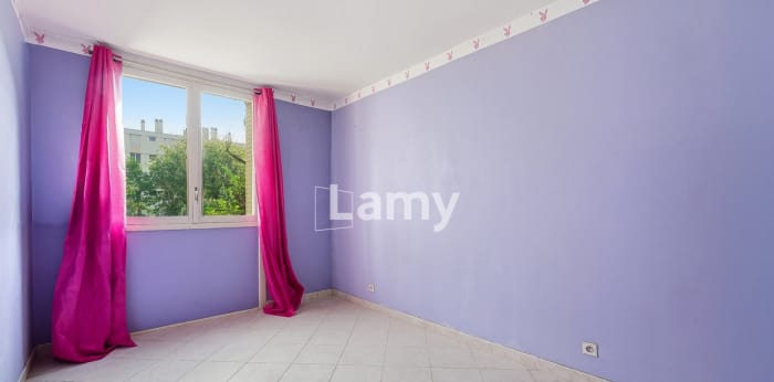 Image 4 sur 11 - Appartement  ·  Vente · Nice (06100) · 5 pièces · 75m²