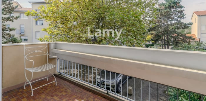 Image 2 sur 11 - Appartement  ·  Vente · Lyon (69005) · 1 pièce · 27m²