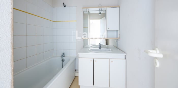 Image 11 sur 14 - Appartement  ·  Vente · Bordeaux (33000) · 3 pièces · 48m²