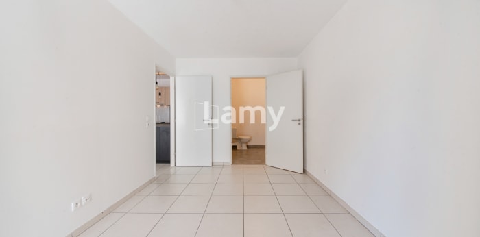 Image 8 sur 12 - Appartement  ·  Vente · Aix En Provence (13100) · 3 pièces · 66m²