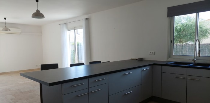 Image 6 sur 30 - Maison/villa  ·  Vente · Les Mees (04190) · 7 pièces · 175m²