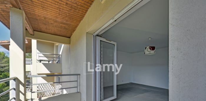 Image 1 sur 13 - Appartement  ·  Vente · Nimes (30900) · 3 pièces · 68m²