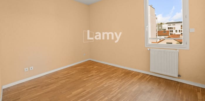 Image 6 sur 10 - Appartement  ·  Vente · Villeurbanne (69100) · 3 pièces · 71m²