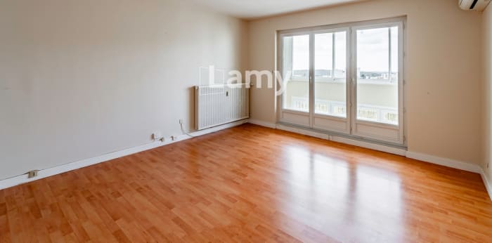 Image 4 sur 10 - Appartement  ·  Vente · Angouleme (16000) · 3 pièces · 68m²