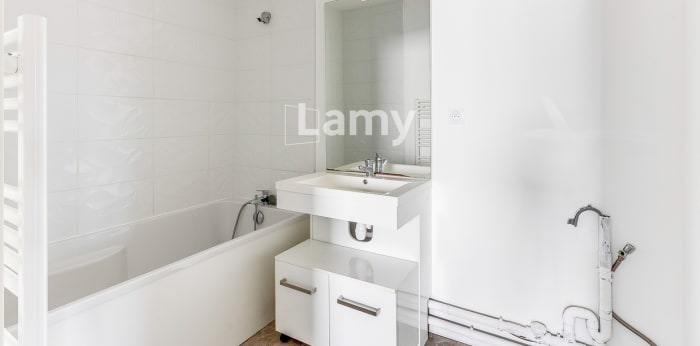 Image 6 sur 8 - Appartement  ·  Vente · Comines (59560) · 3 pièces · 67m²