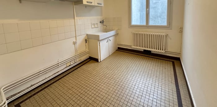 Image 4 sur 11 - Immeuble  ·  Vente · Montargis (45200)