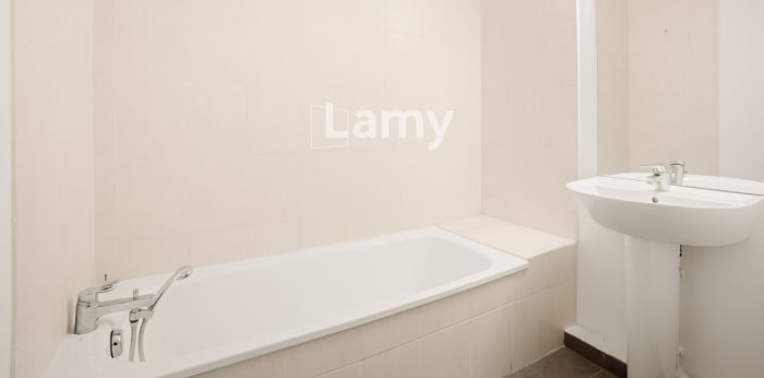 Image 8 sur 10 - Appartement  ·  Vente · Lyon (69009) · 2 pièces · 53m²