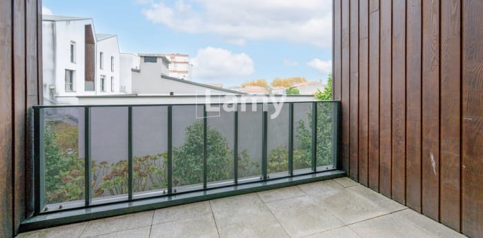 Image 5 sur 14 - Appartement  ·  Vente · Bordeaux (33300) · 2 pièces · 47m²