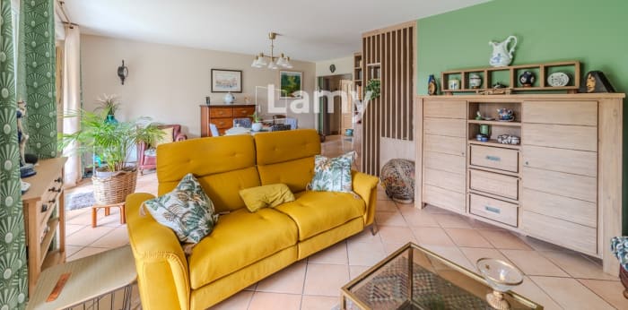 Image 3 sur 12 - Appartement  ·  Vente · Villefranche Sur Saone (69400) · 4 pièces · 83m²