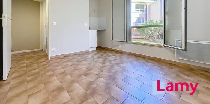 Image 2 sur 9 - Appartement  ·  Vente · Aix En Provence (13100) · 1 pièce · 17m²