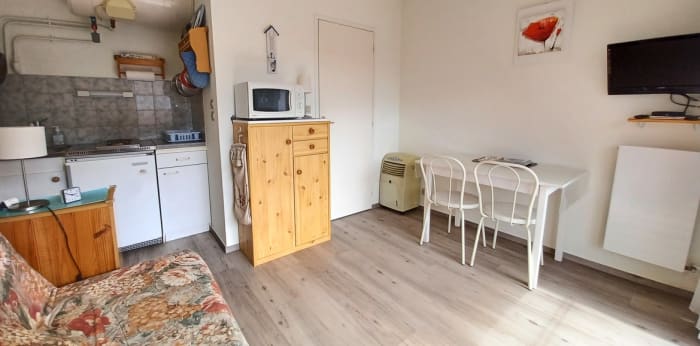 Image 4 sur 8 - Appartement  ·  Vente · Vaux Sur Mer (17640) · 1 pièce · 20m²