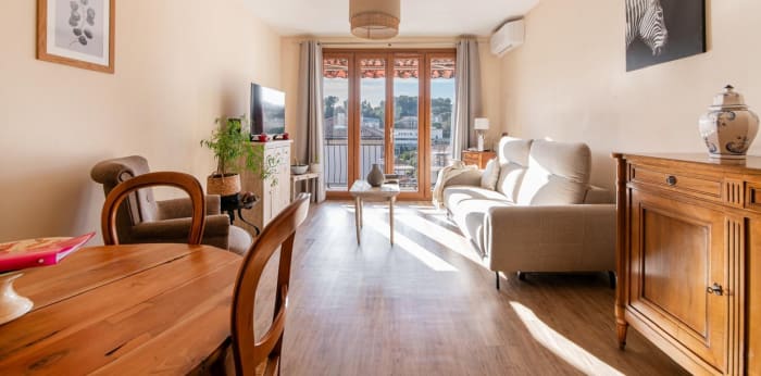 Image 1 sur 10 - Appartement  ·  Vente · Aix En Provence (13100) · 3 pièces · 67m²