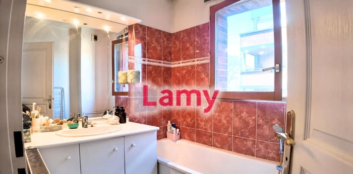 Image 6 sur 9 - Appartement  ·  Vente · Lille (59800) · 2 pièces · 49m²