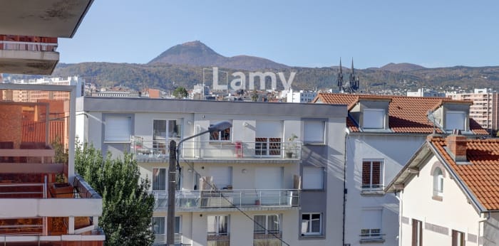 Image 1 sur 8 - Appartement  ·  Vente · Clermont Ferrand (63000) · 2 pièces · 46m²
