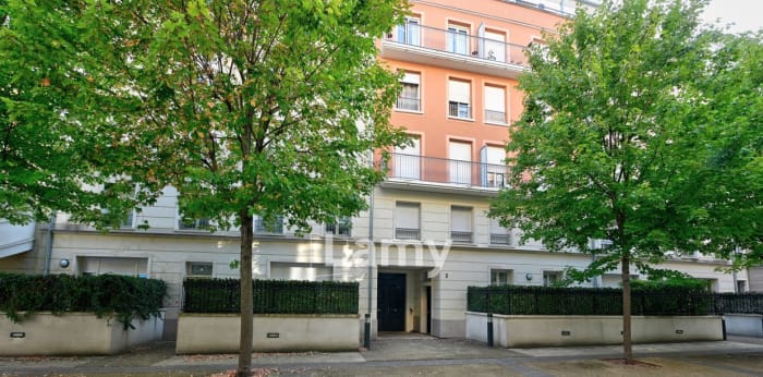 Image 1 sur 11 - Appartement  ·  Vente · Poissy (78300) · 2 pièces · 51m²
