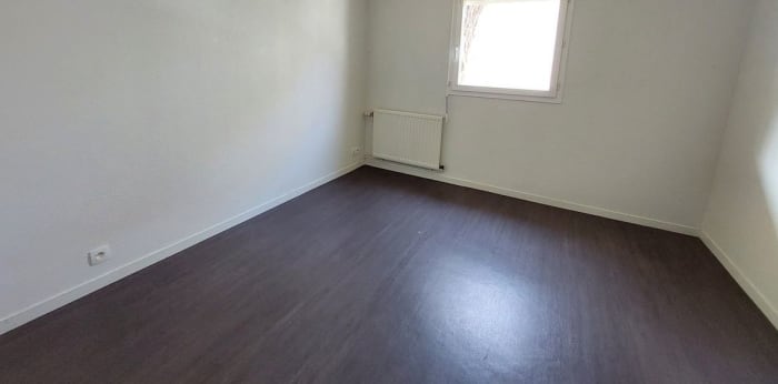 Image 5 sur 6 - Appartement  ·  Vente · Perigueux (24000) · 3 pièces · 76m²