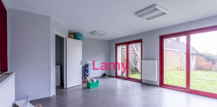 Image 2 sur 13 - Immeuble  ·  Vente · Famars (59300) · 170m²
