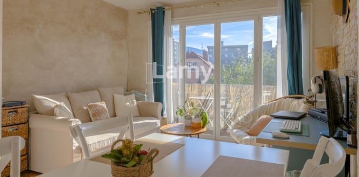 Image 2 sur 7 - Appartement  ·  Vente · Chambery (73000) · 2 pièces · 38m²