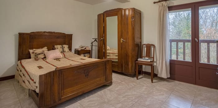 Image 6 sur 10 - Maison/villa  ·  Vente · Vallieres Sur Fier (74150) · 9 pièces · 178m²