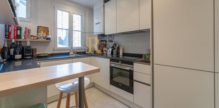 Image 6 sur 10 - Appartement  ·  Vente · Paris (75017) · 3 pièces · 58m²