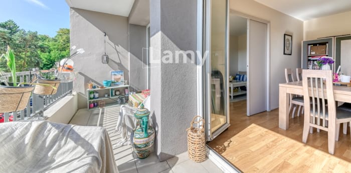 Image 2 sur 11 - Appartement  ·  Vente · Ecully (69130) · 3 pièces · 52m²