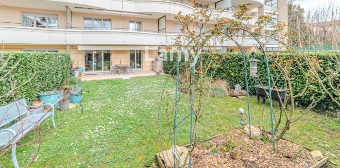 Image 1 sur 12 - Appartement  ·  Vente · Villefranche Sur Saone (69400) · 4 pièces · 83m²