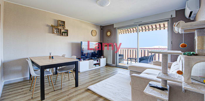 Image 2 sur 8 - Appartement  ·  Vente · Nice (06200) · 3 pièces · 61m²