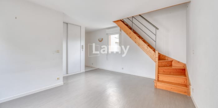 Image 2 sur 8 - Appartement  ·  Vente · Merignac (33700) · 3 pièces · 55m²