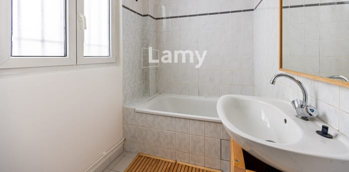 Image 5 sur 10 - Appartement  ·  Vente · Paris (75011) · 2 pièces · 31m²