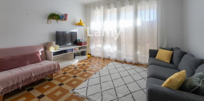Image 1 sur 9 - Appartement  ·  Vente · Marseille (13006) · 3 pièces · 67m²