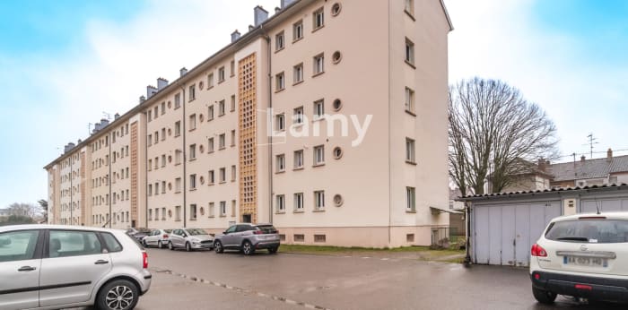 Image 1 sur 10 - Appartement  ·  Vente · Mulhouse (68200) · 4 pièces · 69m²