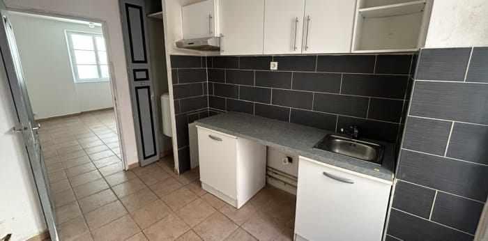 Image 2 sur 6 - Appartement  ·  Vente · Marseille (13001) · 2 pièces · 38m²