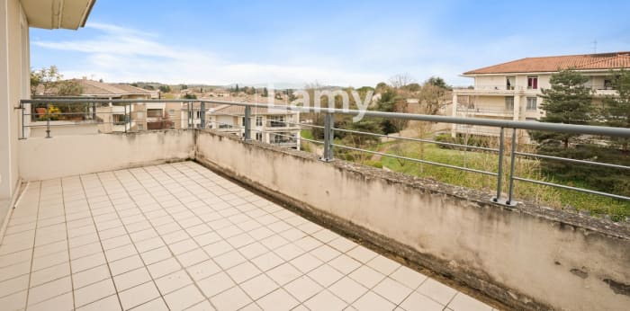 Image 6 sur 15 - Appartement  ·  Vente · Vourles (69390) · 2 pièces · 48m²