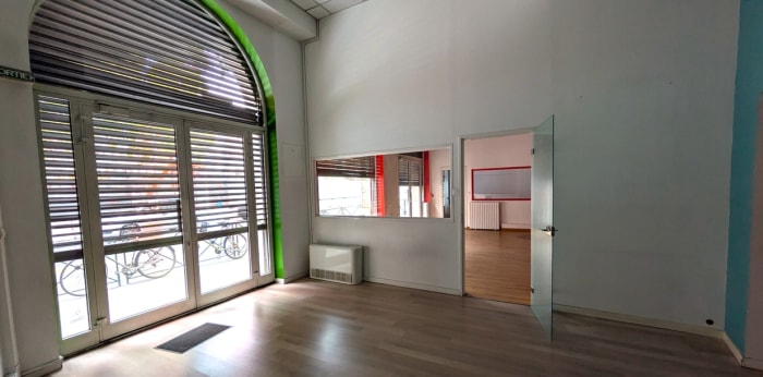 Image 7 sur 8 - Bureaux  ·  Vente · Toulouse (31000) · 6 pièces · 133m²